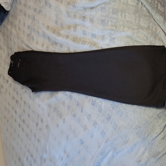 7 For All Man Kind Slim Illusion High Waist All In Luxe Black Jeans - Picture 7 of 14